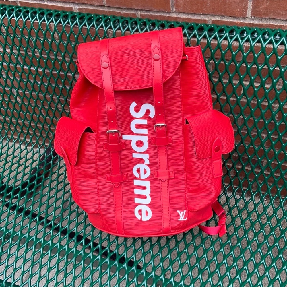 Louis Vuitton x supreme